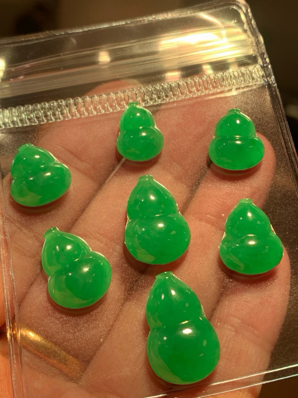 翡翠蛋面